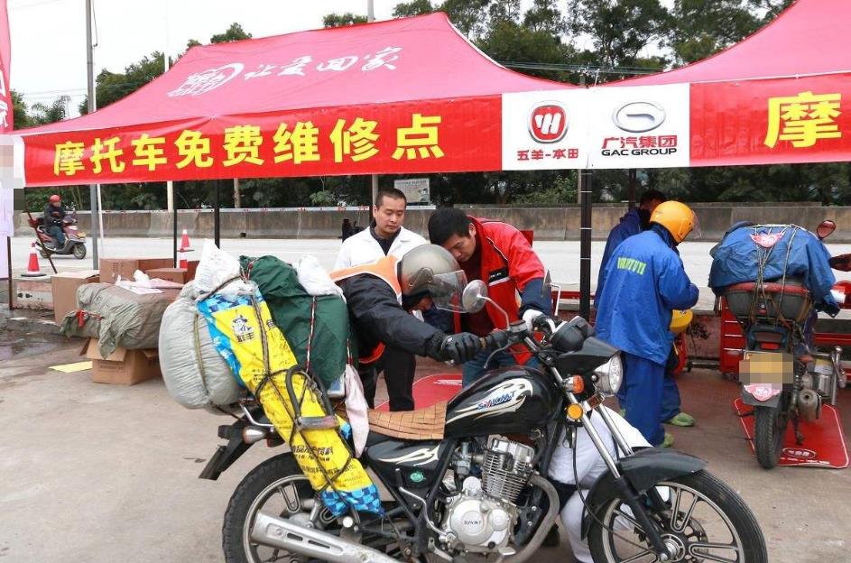 年關(guān)將至，交警對摩托車大軍&ldquo;選擇性執(zhí)法&rdquo;，網(wǎng)友：區(qū)別對待？
