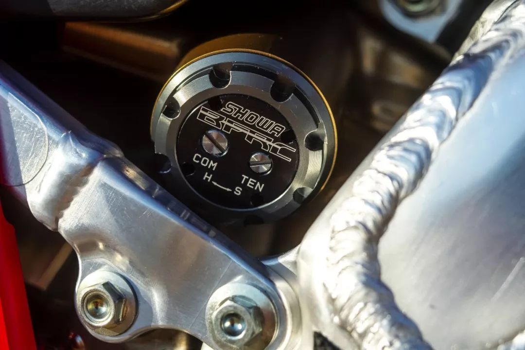 點(diǎn)擊進(jìn)入看圖評(píng)論