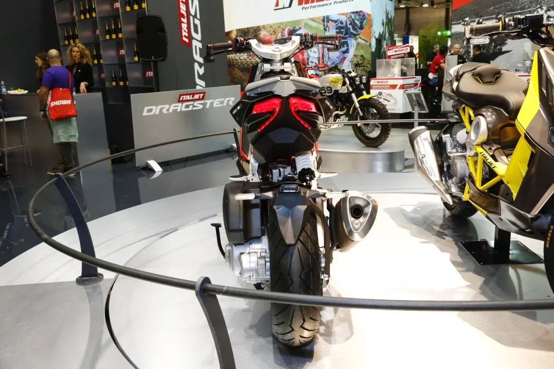 點擊進入看圖評論