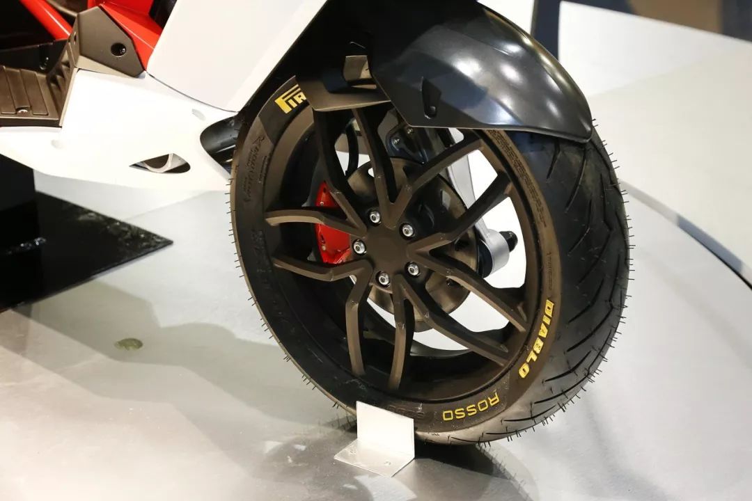 點擊進入看圖評論