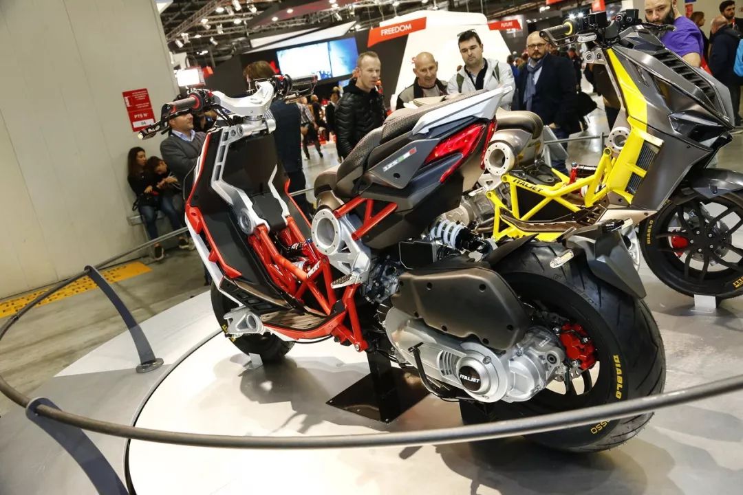 點擊進入看圖評論