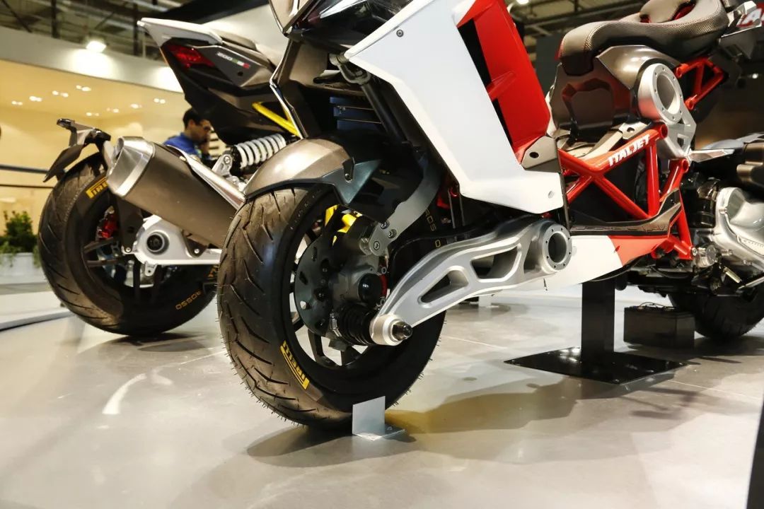 點擊進入看圖評論