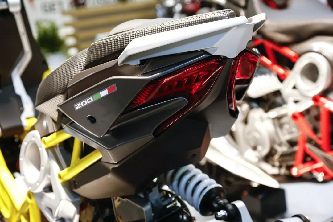 點擊進入看圖評論