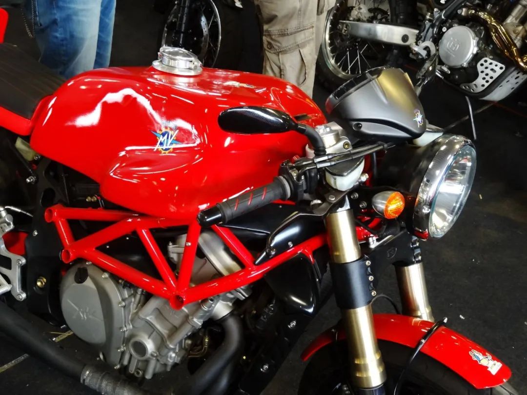 點擊進入看圖評論