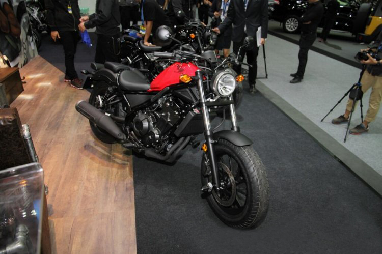 點擊進(jìn)入看圖評論