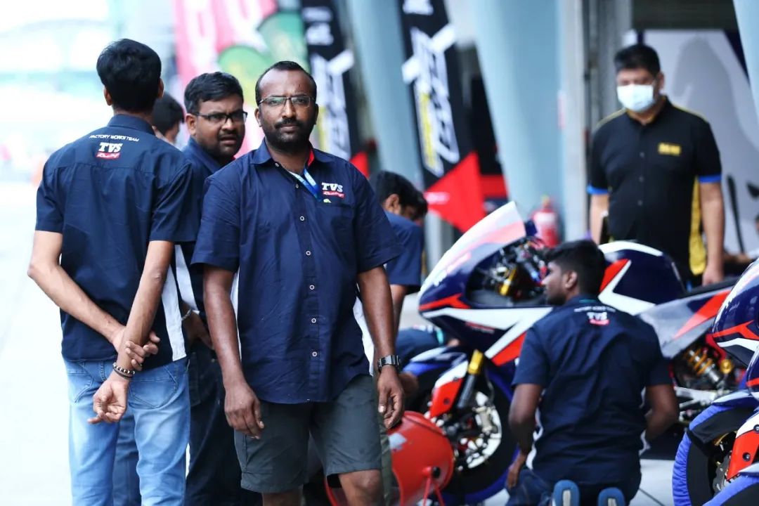 點(diǎn)擊進(jìn)入看圖評(píng)論