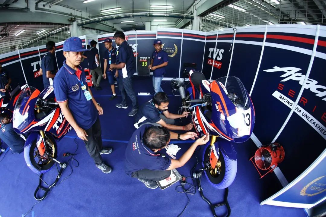 點(diǎn)擊進(jìn)入看圖評(píng)論