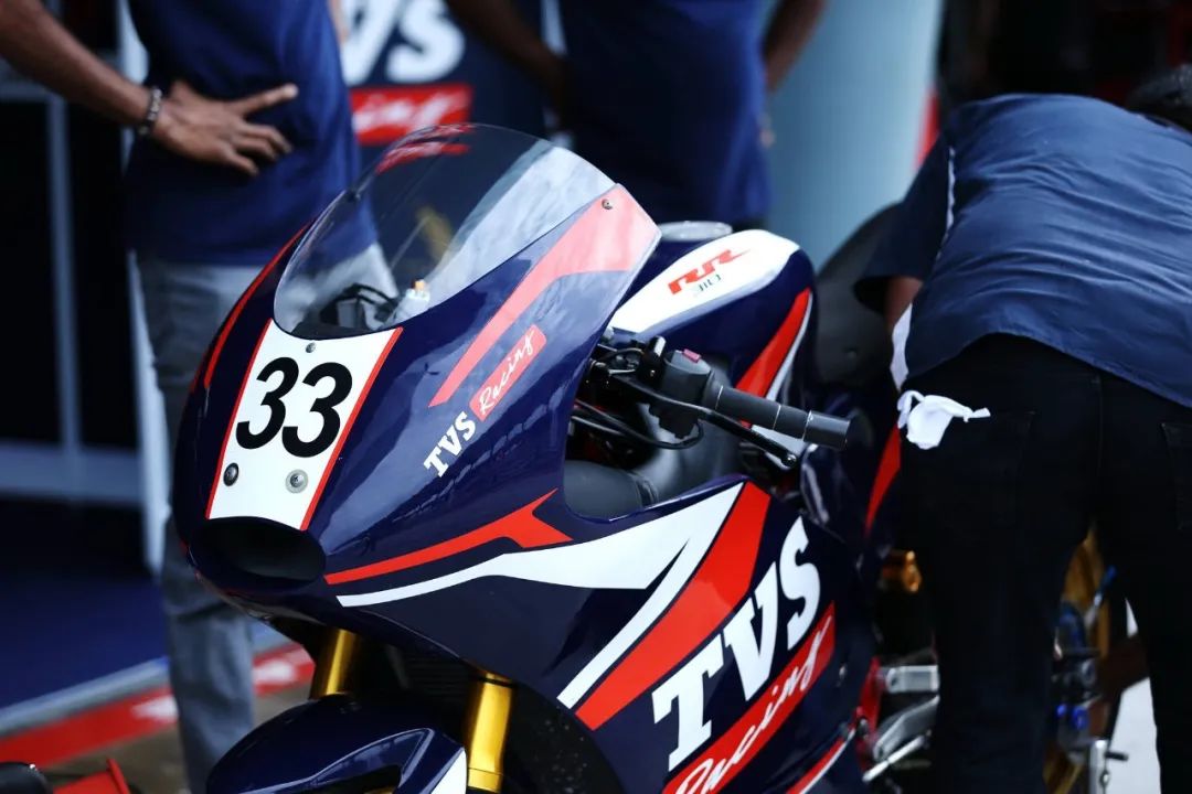 點(diǎn)擊進(jìn)入看圖評(píng)論