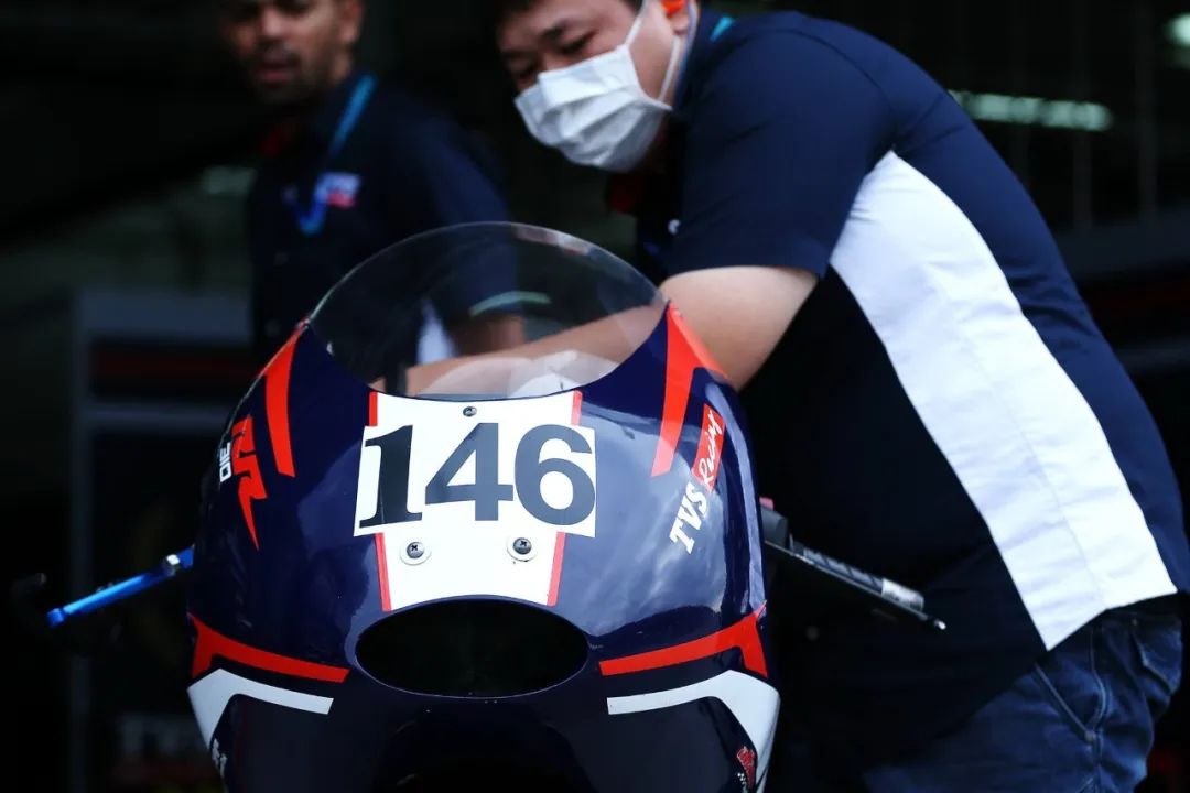 點(diǎn)擊進(jìn)入看圖評(píng)論