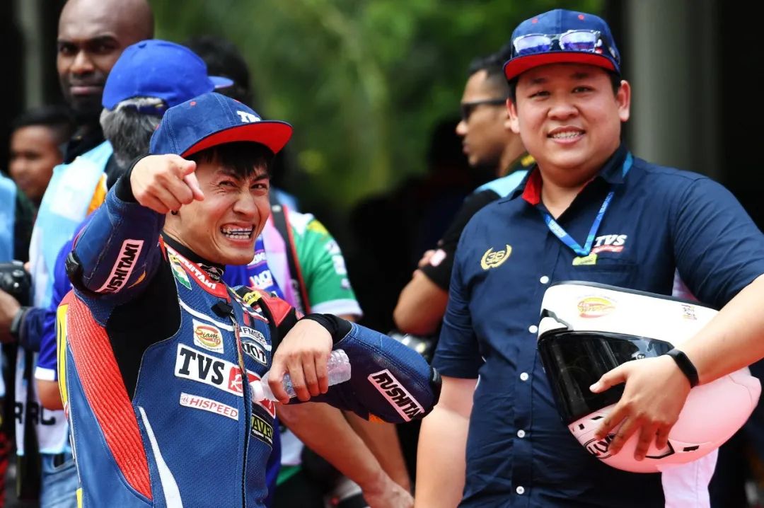 點(diǎn)擊進(jìn)入看圖評(píng)論