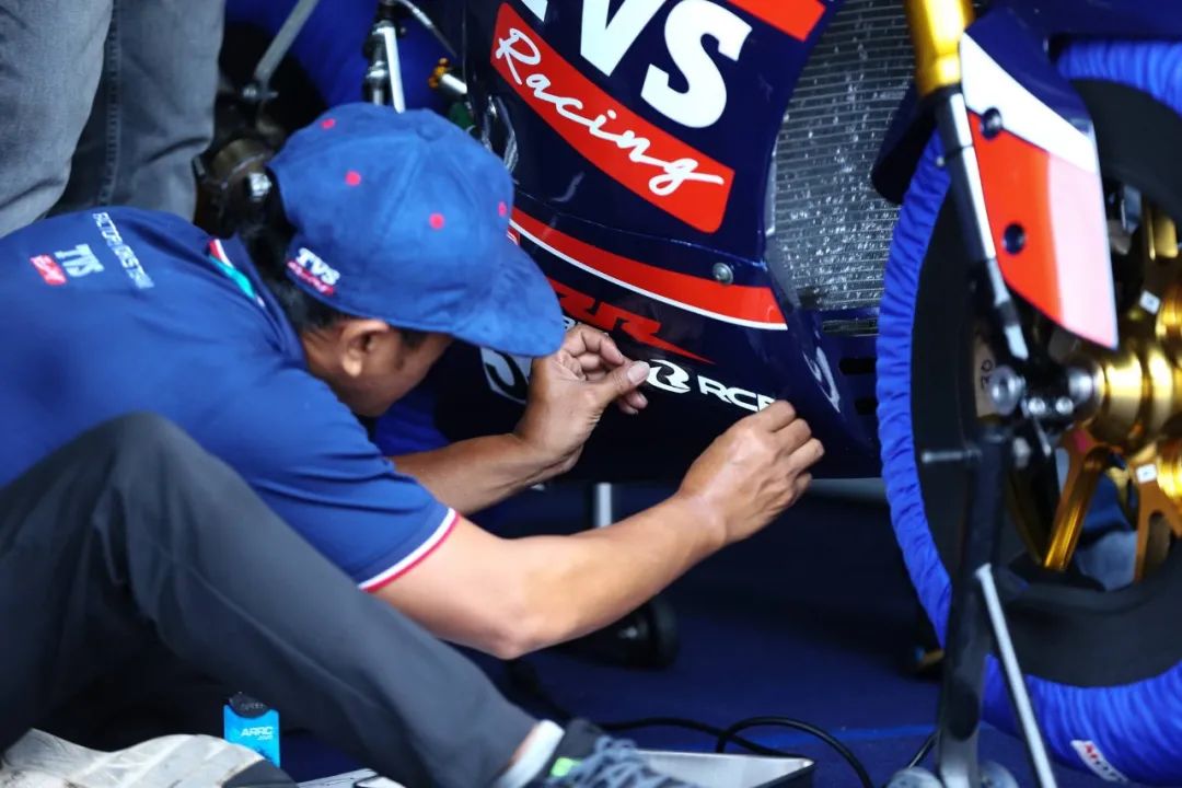 點(diǎn)擊進(jìn)入看圖評(píng)論