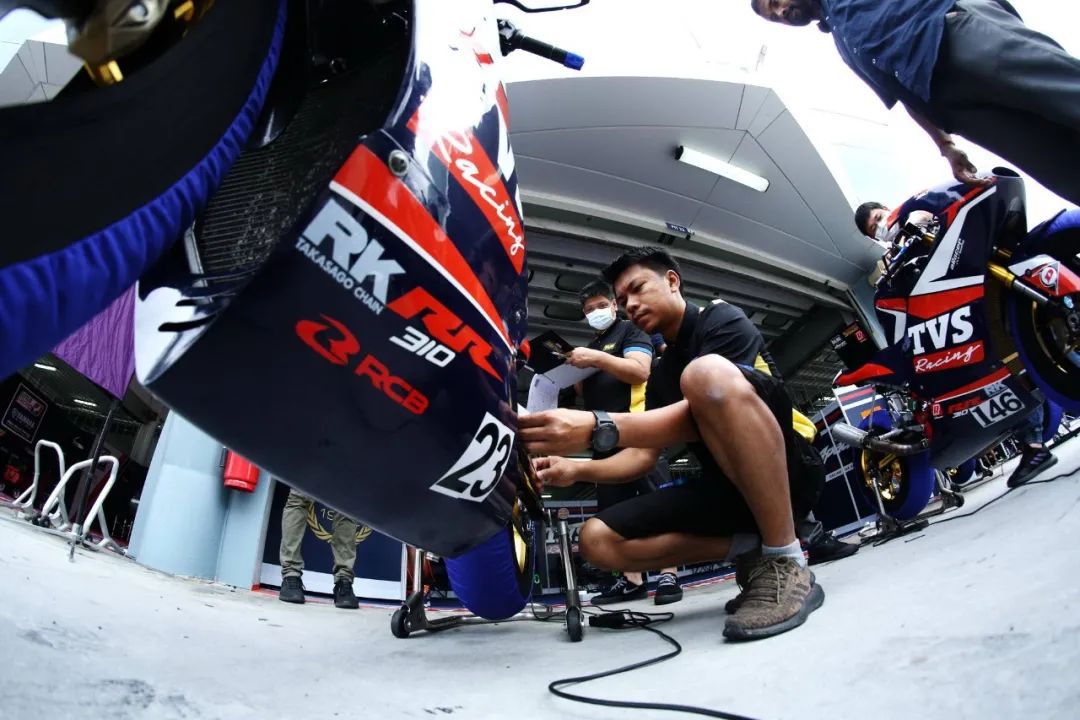 點(diǎn)擊進(jìn)入看圖評(píng)論