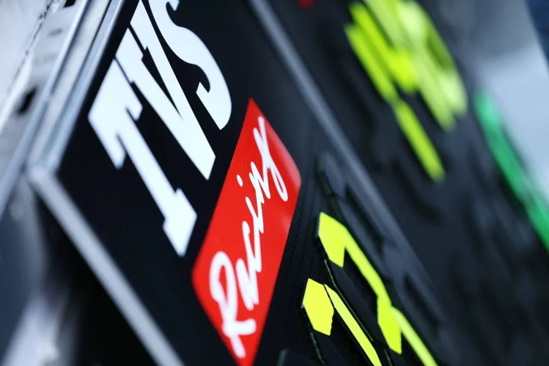 點(diǎn)擊進(jìn)入看圖評(píng)論