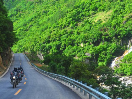 做好“領(lǐng)頭羊” ——談?wù)勡囮牫鲂兄械念I(lǐng)隊（上）