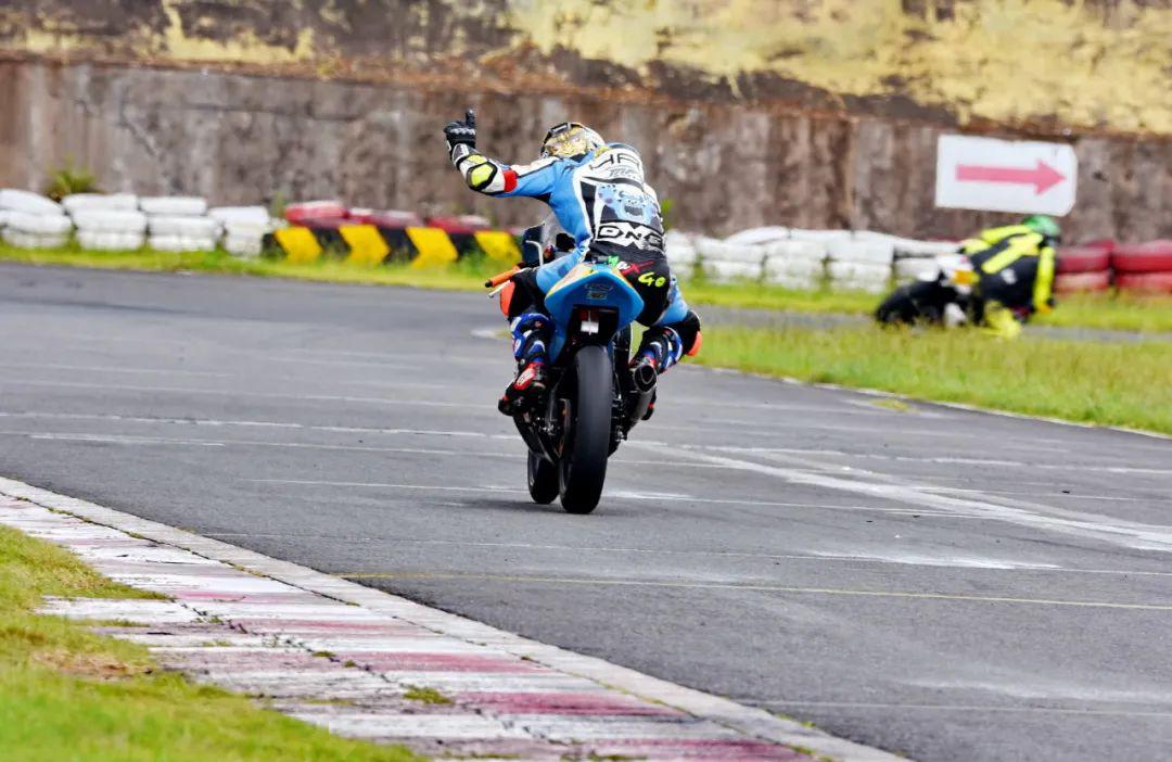 點擊進入看圖評論