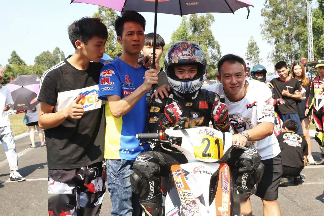 點擊進入看圖評論