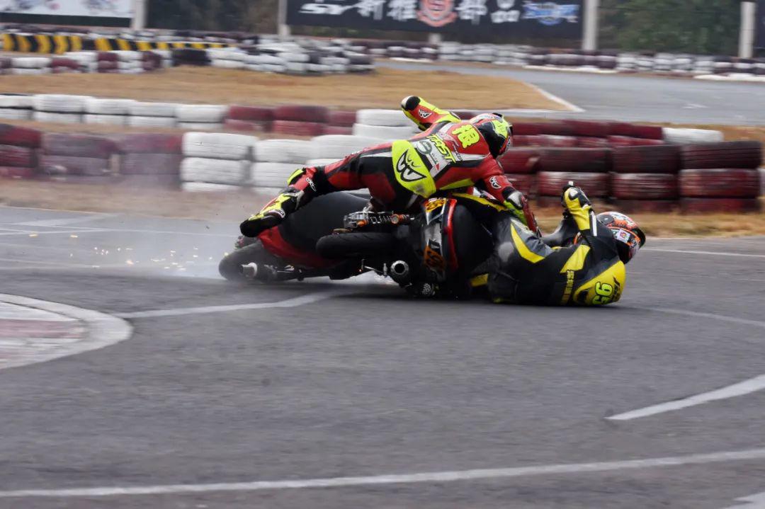 點擊進入看圖評論