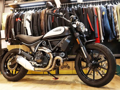 最有牌面的復古摩托 小資女騎士的最愛 杜卡迪Scrambler