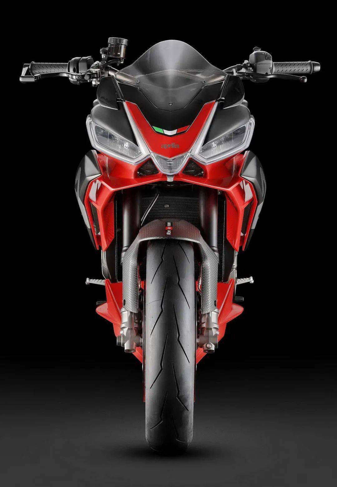 點(diǎn)擊進(jìn)入看圖評(píng)論