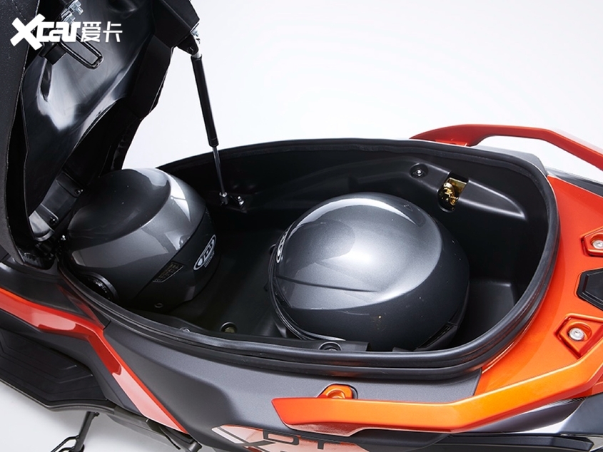 光陽;KYMCO;DT X360:AK550 CV3;F9;KRV 180