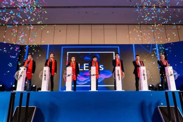 點(diǎn)擊進(jìn)入看圖評論