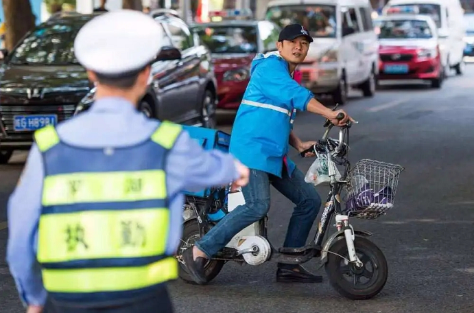 點擊進入看圖評論