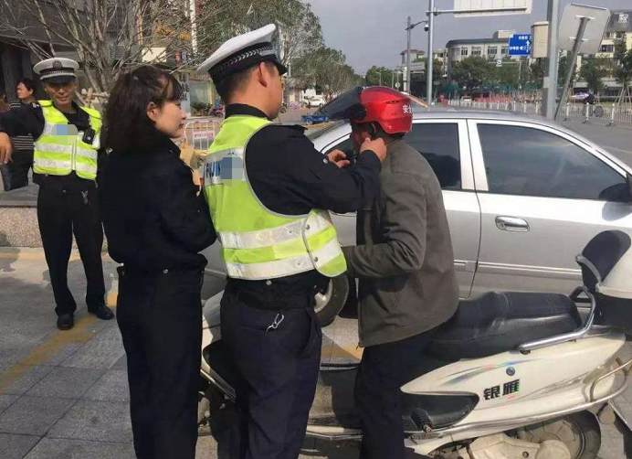 點擊進入看圖評論