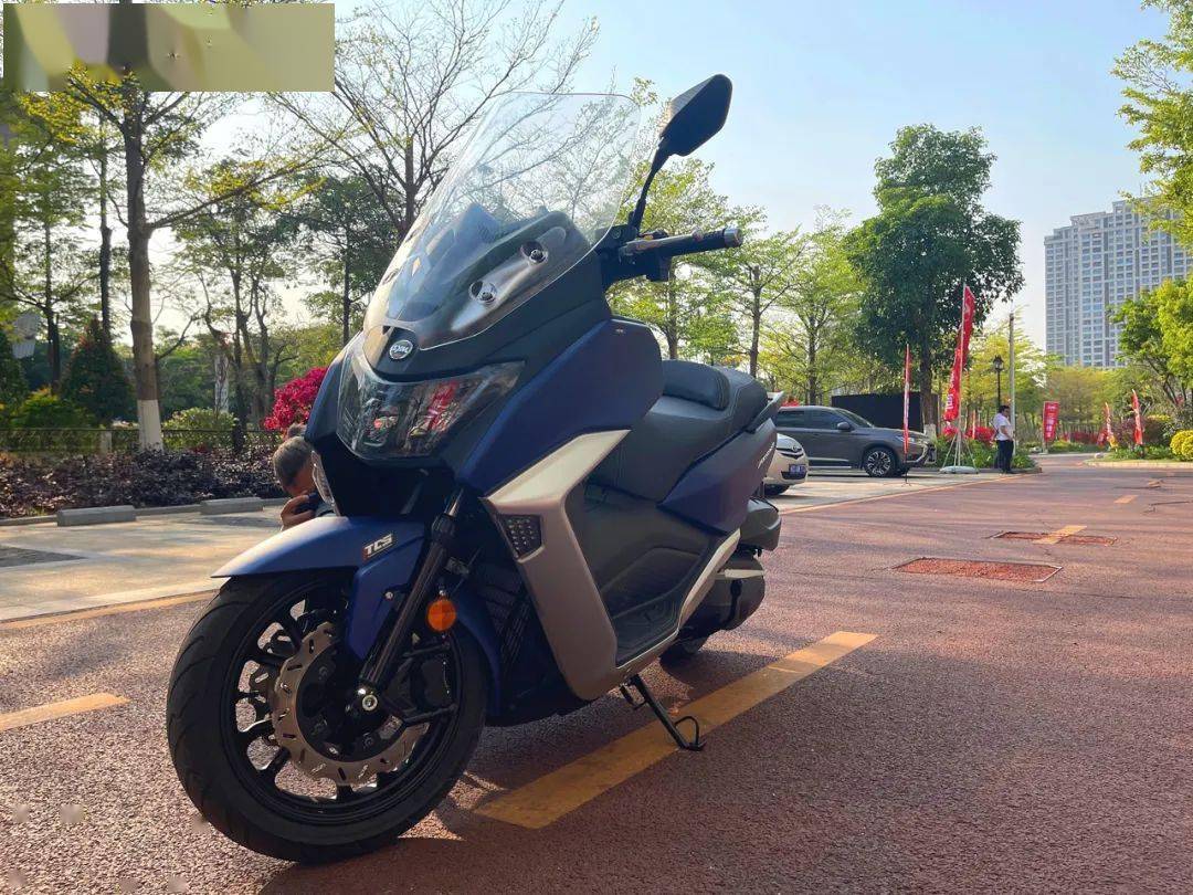 點擊進(jìn)入看圖評論