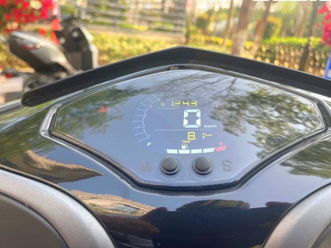 點擊進(jìn)入看圖評論