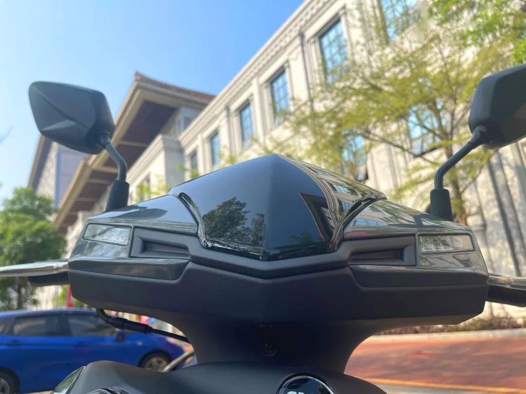 點擊進(jìn)入看圖評論