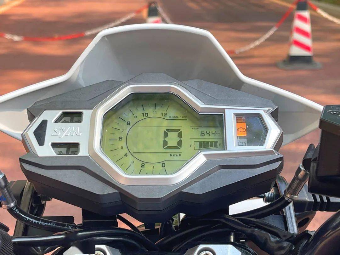 點擊進(jìn)入看圖評論