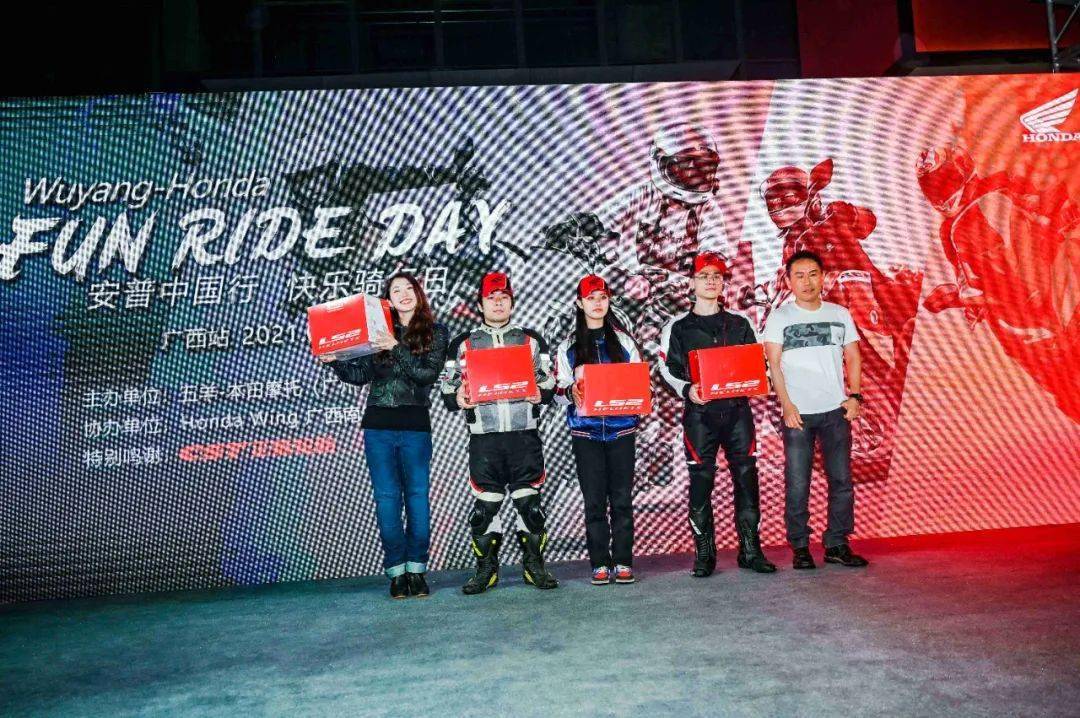 點(diǎn)擊進(jìn)入看圖評論