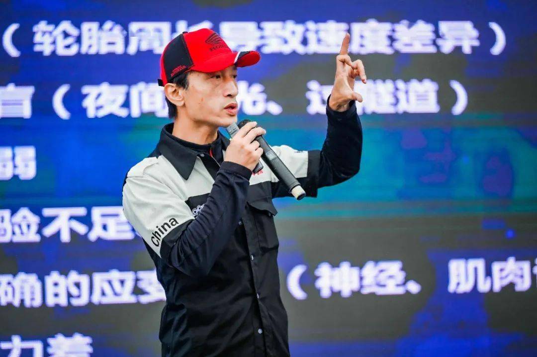 點(diǎn)擊進(jìn)入看圖評論