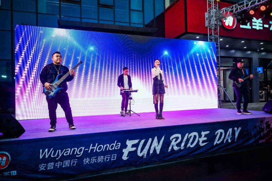 點(diǎn)擊進(jìn)入看圖評論