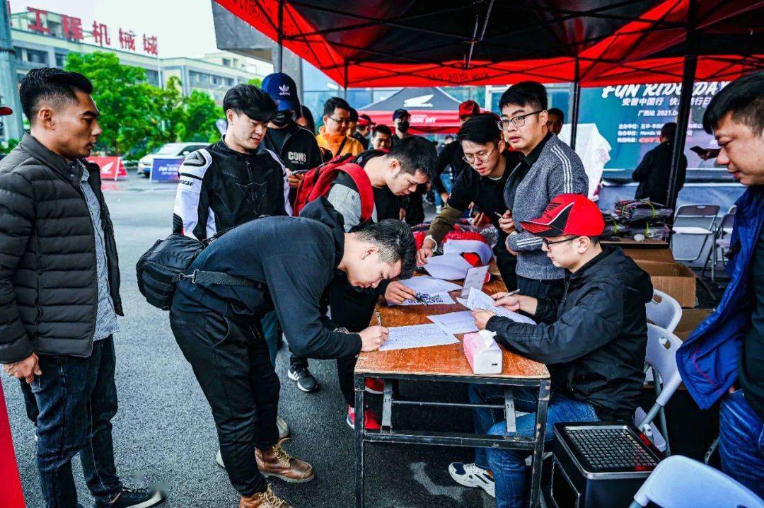 點(diǎn)擊進(jìn)入看圖評論