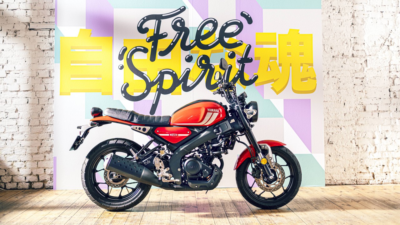 Yamaha 2021 XSR125 歐洲版 戶外特寫