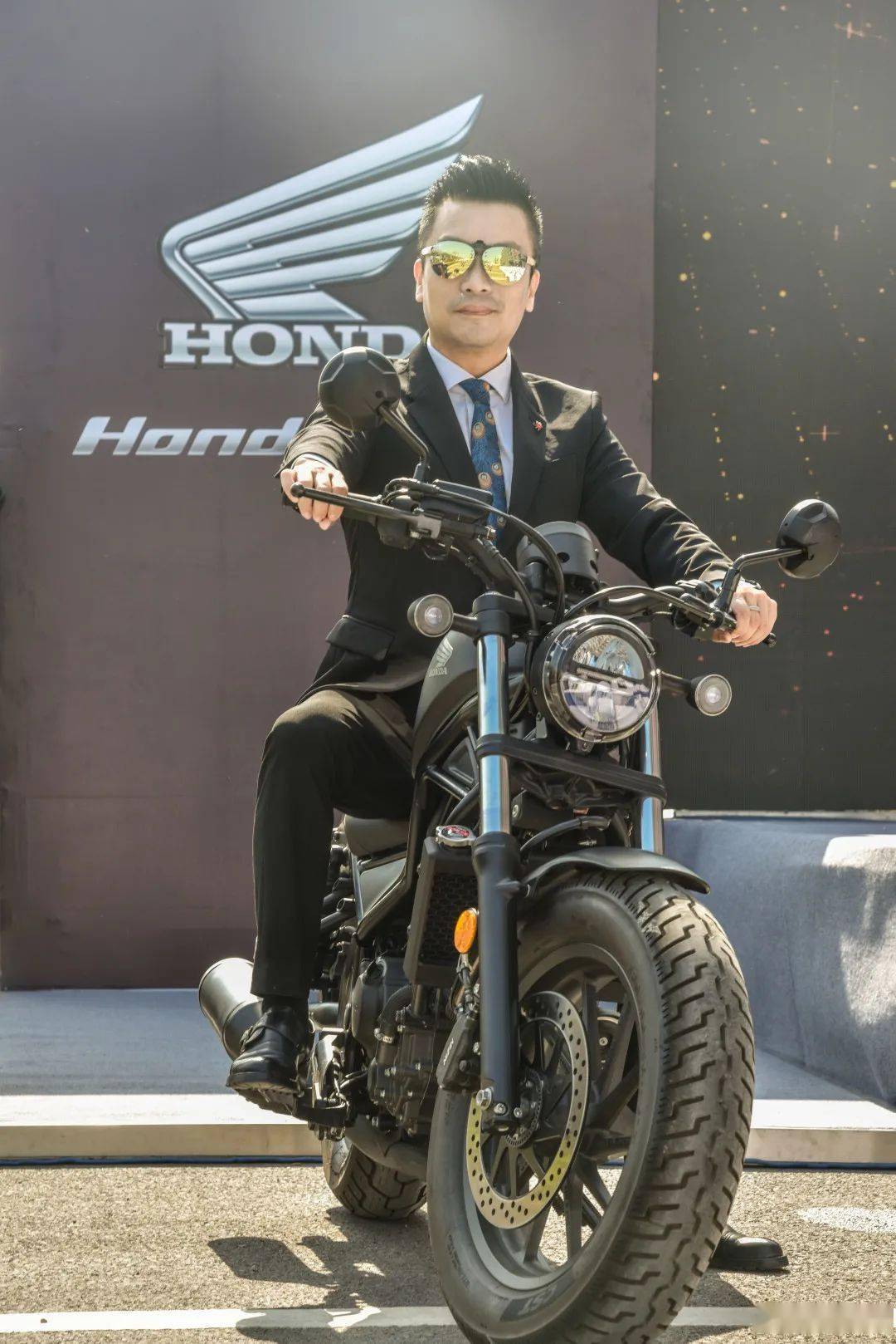 點(diǎn)擊進(jìn)入看圖評論