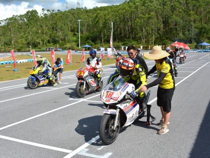 2021偉業(yè)達(dá)GP大灣區(qū)摩托車(chē)大賽——冠軍特寫(xiě)：兩沖街車(chē)組 胡通明