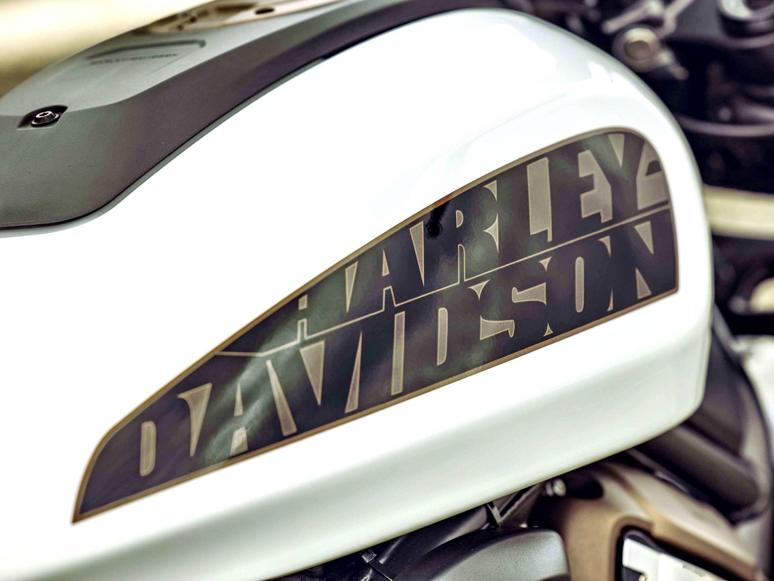 點(diǎn)擊進(jìn)入看圖評(píng)論