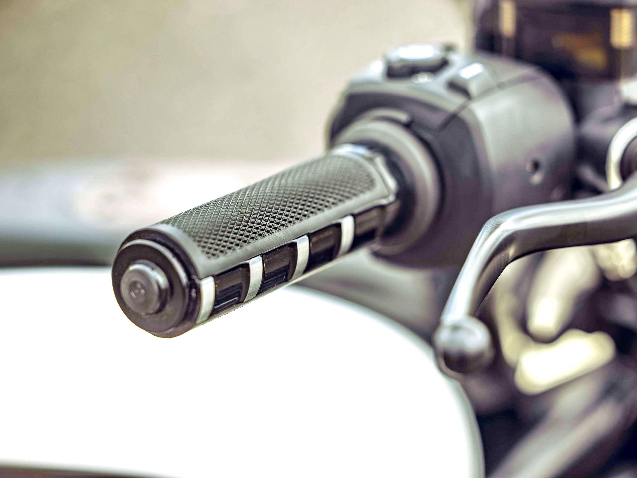 點(diǎn)擊進(jìn)入看圖評(píng)論