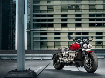 凱旋摩托發(fā)布火箭三、Street Twin、Thruxton RS 特別版