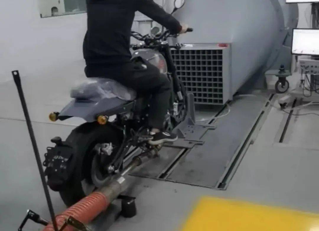 點(diǎn)擊進(jìn)入看圖評(píng)論