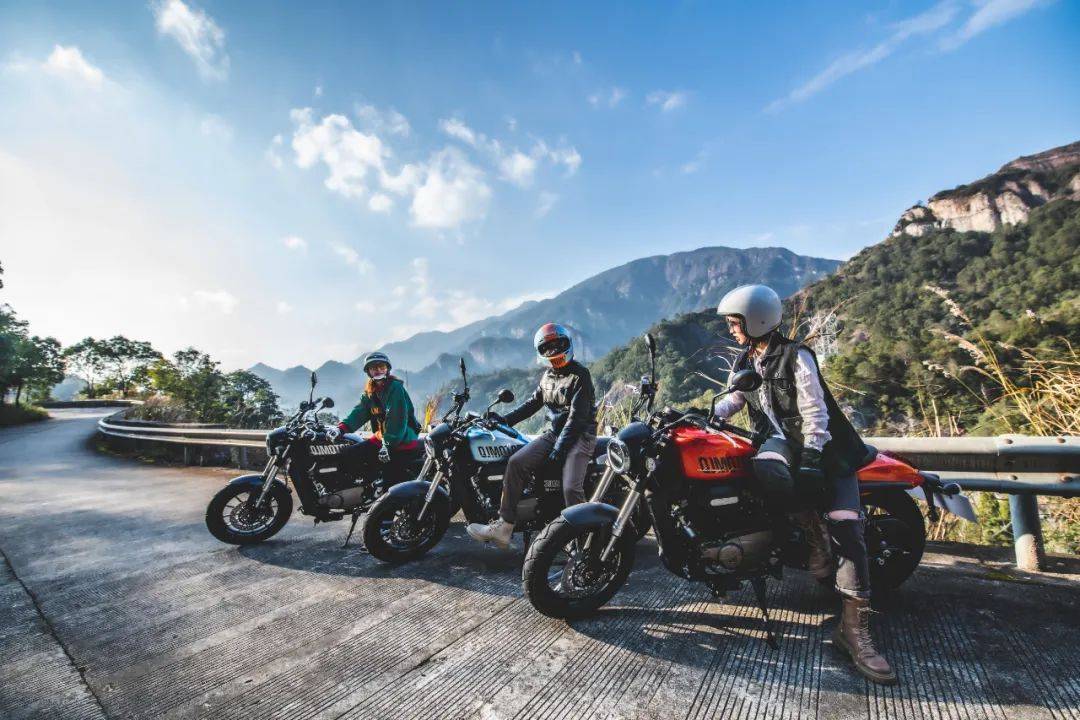 點擊進(jìn)入看圖評論