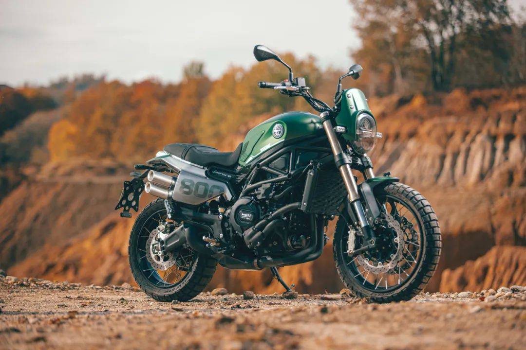 點擊進(jìn)入看圖評論