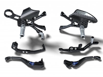 寶馬摩托新 M 1000 RR、M 1000 RR M 競賽者版