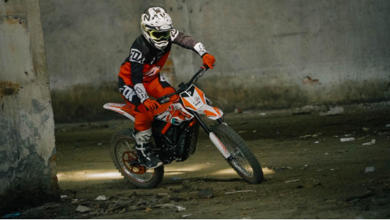 全地形兩用電驅(qū)越野摩托-戰(zhàn)神 ARES