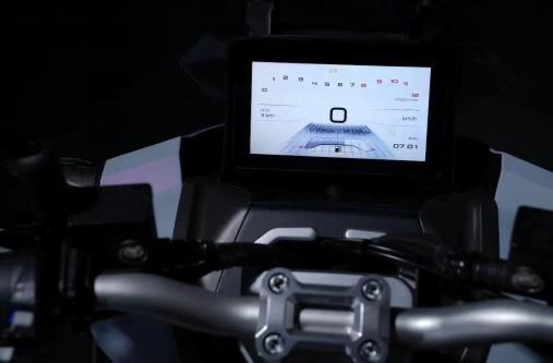 MVCAGAIVA 周末瘋 150 硬核推出摩旅版