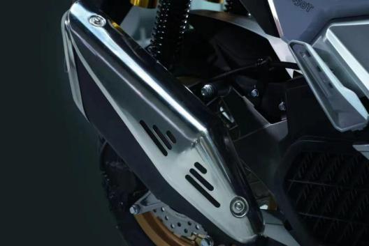 MVCAGAIVA 周末瘋 150 硬核推出摩旅版