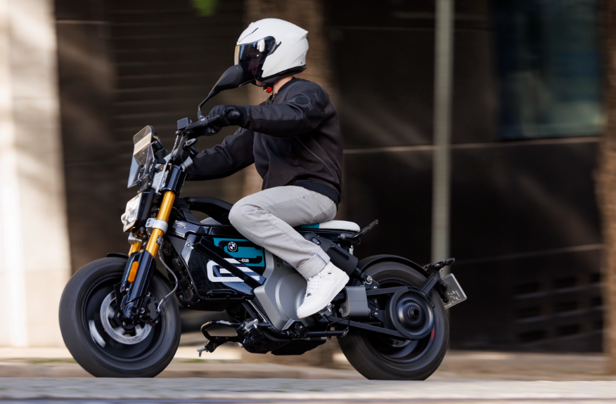 電動跑酷者&mdash;&mdash;全新BMW CE 02即將中國亮相